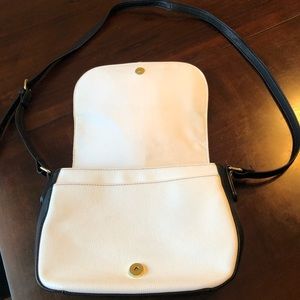 Liz Claiborne crossbody purse